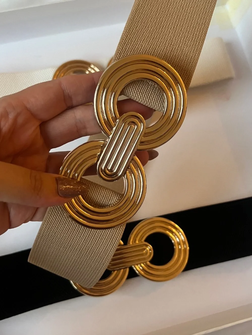 3-Piece Stretch Waist Belt Set – Black, White & Nude – Gold Buckle – New